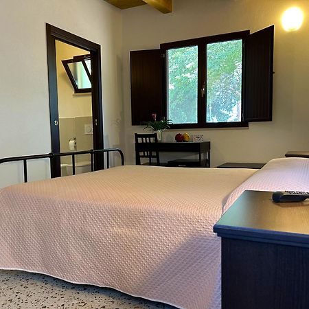Azienda Agrituristica Il Pago Нова-Сири-Марина Экстерьер фото