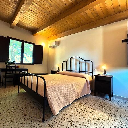 Azienda Agrituristica Il Pago Нова-Сири-Марина Экстерьер фото